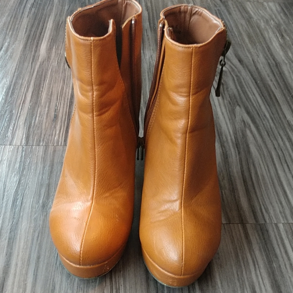 Bamboo booties